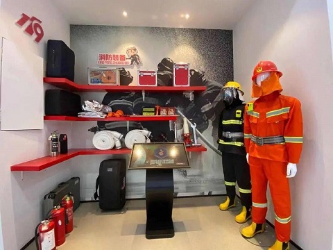消防裝備展示區(qū) 消防裝備展示區(qū)